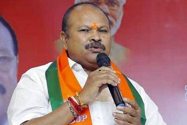 Vijayasai Reddy is talking about capital at the time of corona, shows party’s attitude: Kanna