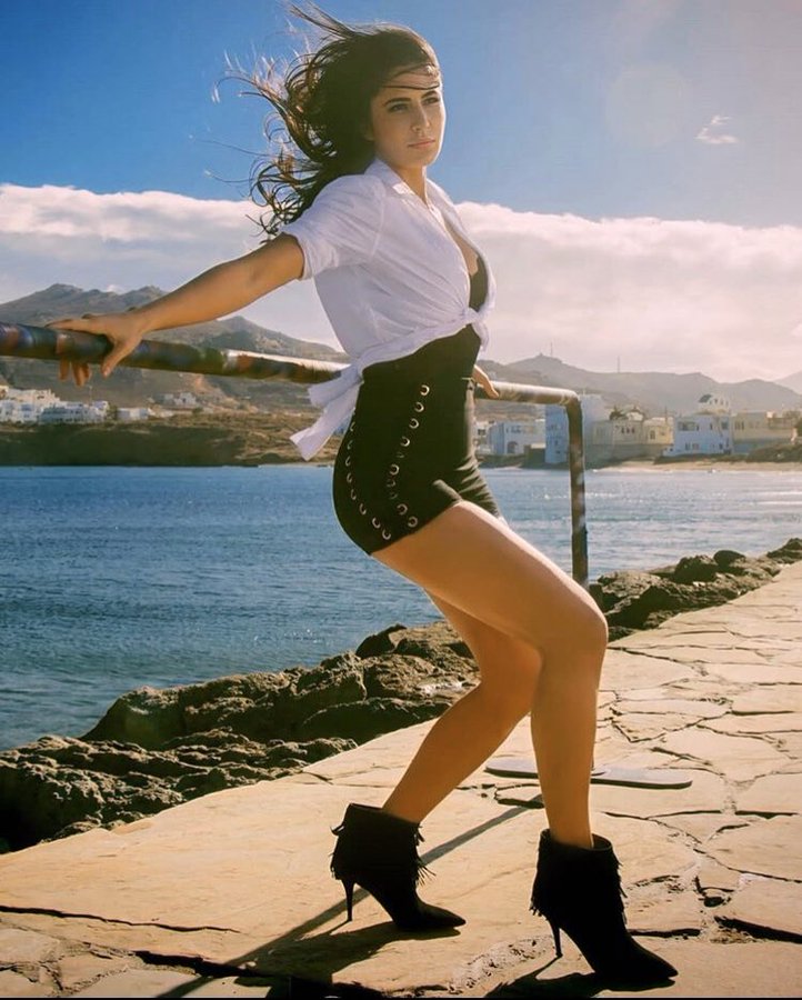 from past stunning katrina kaif black from past stunning katrina kaif black