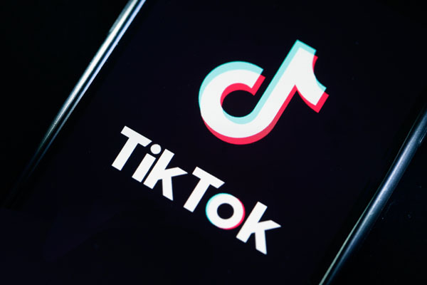 TikTok may cut off Chinese ties, become US company