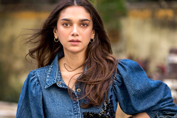 Aditi Rao Hydari to play dance teacher in ‘Maha Samudram’