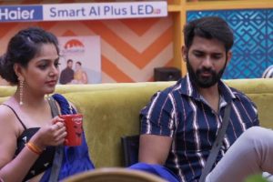 Bigg boss: ‘Possessive’ Akhil  and ‘Weeping’ Monal’s romantic thread irritates audience