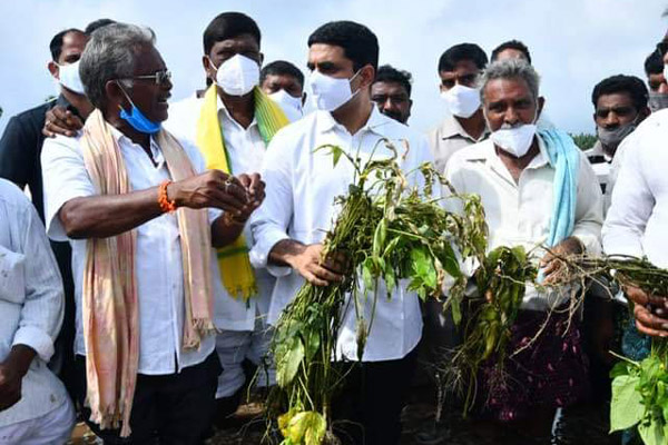 Lokesh pained at farmers plight in Anantapur