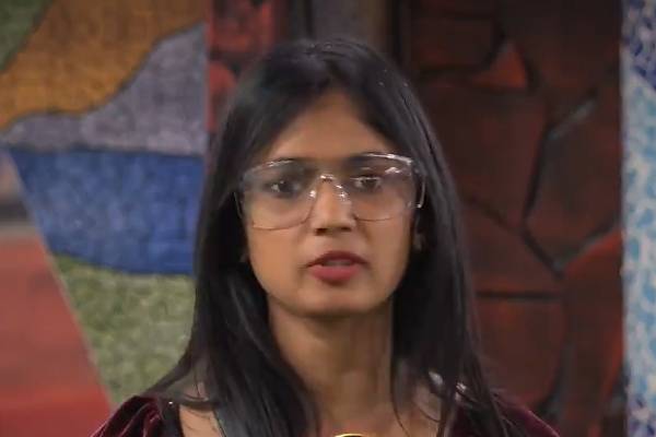 Bigg boss nominations: Ariyana targeted by ALL