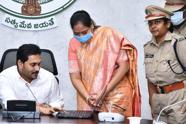 CM Jagan launches ‘Abhayam’ app for women safe travel