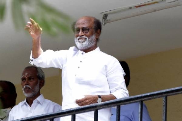 Rajinikanth issues a statement on Political Entry