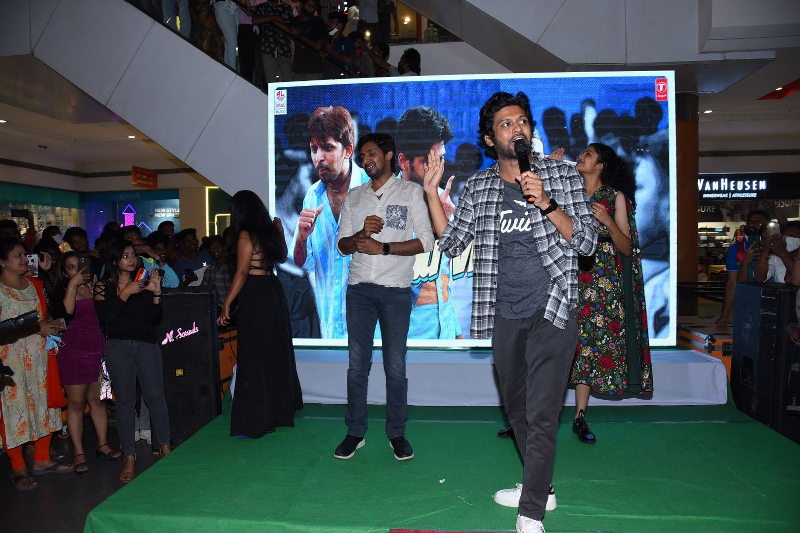 Jathi Ratnalu Team tour