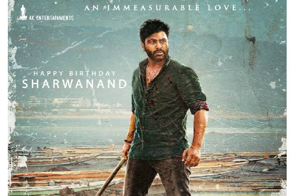 Sharwanand looks terrific in the first look of Maha Samudram