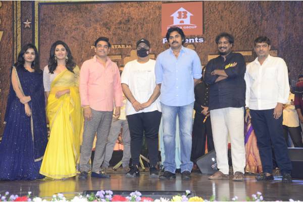 Vakeel Saab Pre-release event Highlights