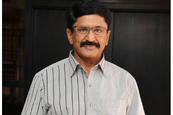 Murali Mohan hangs up boots, Rajahmundry TDP looks for MP candidate!!
