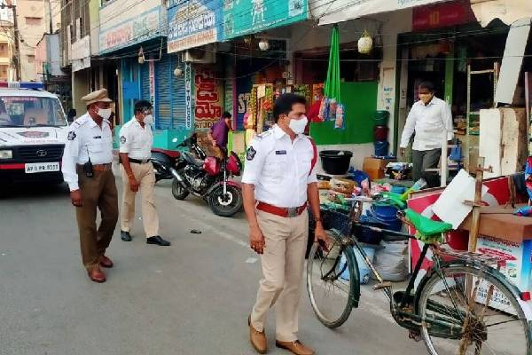 Andhra curfew silenced critics, other States