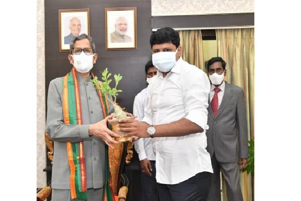 CJI participates in Green India programme in Hyderabad