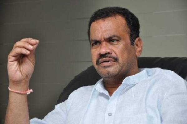 Komatireddy finally falls in line, to maintain silence!