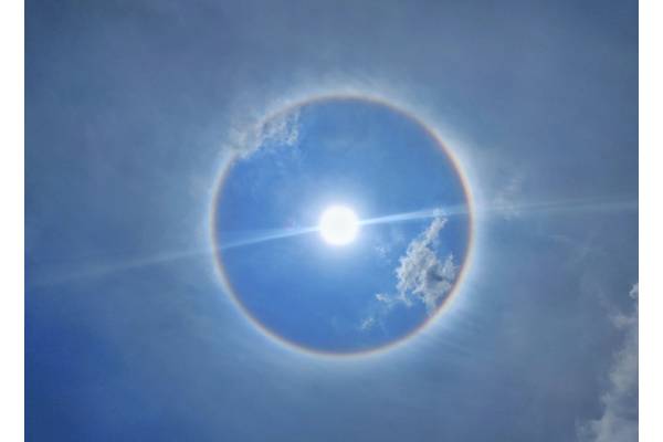 Hyderabad witnesses 22 degree halo around sun