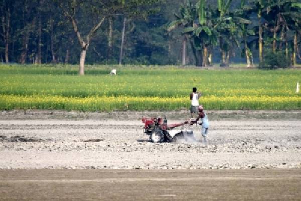 Rythu Bandhu or Banks Bandhu in Telangana?