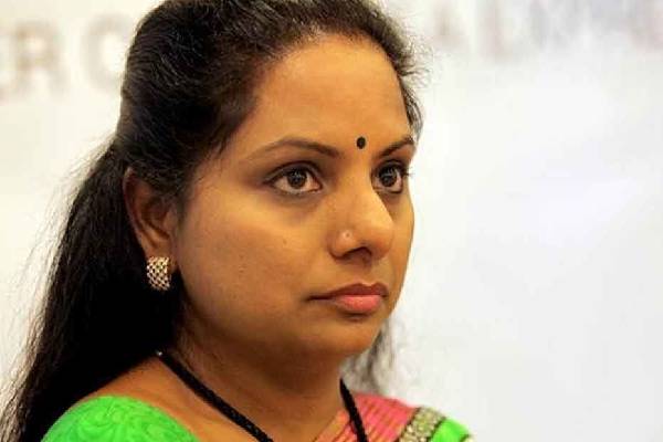 Only re-tweets, no political activity for Kavitha!