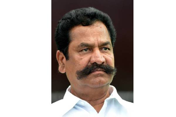 Is Revanth trying to lure his TDP friend into Congress?