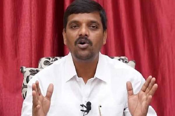 Teenmaar Mallanna sent to Chanchalguda jail, padayatra halted!