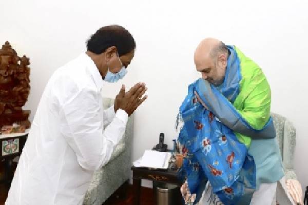 KCR urges Amit Shah to raise Telangana’s IPS cadre strength