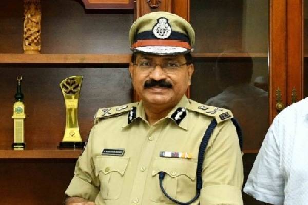 Telangana DGP dismisses doubts over death of rape-murder accused