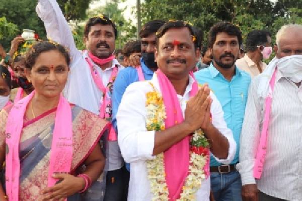 TRS candidate files nomination for Huzurabad on first day