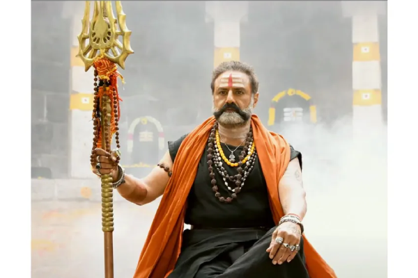 Balakrishna’s ‘Akhanda’ completes 175-day run in AP theatre