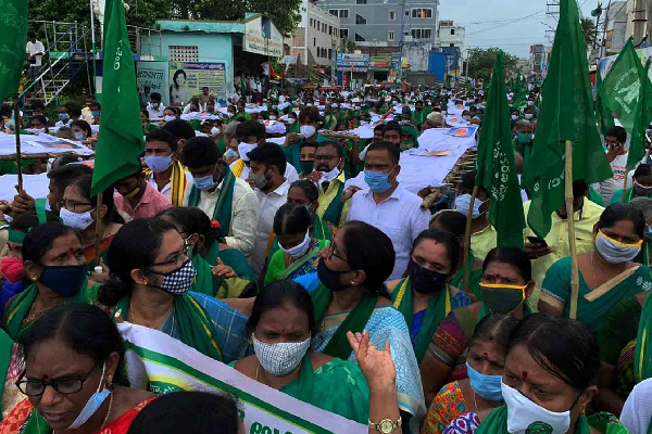 Amaravati Farmers’ Yatra: Tents removed, yatris harassed