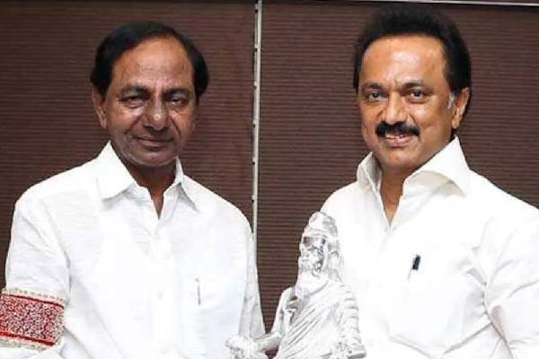 KCR-Stalin Meet: No politics, only courtesy call?