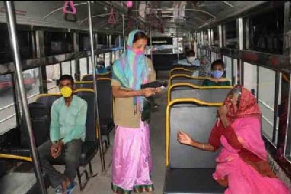 TSRTC offers free lifetime bus travel for two girls born onboard