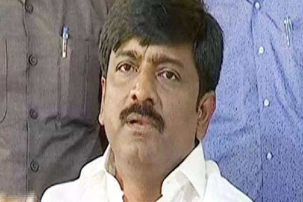 Is Jagan with Raja Reddy family or not, asks BTech Ravi