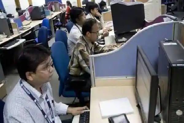 Rising resignation trend rattles Indian IT majors