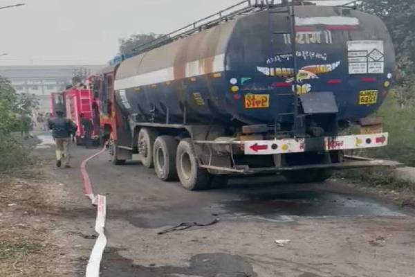 Oil Tanker leak takes six lives, 20 more critical
