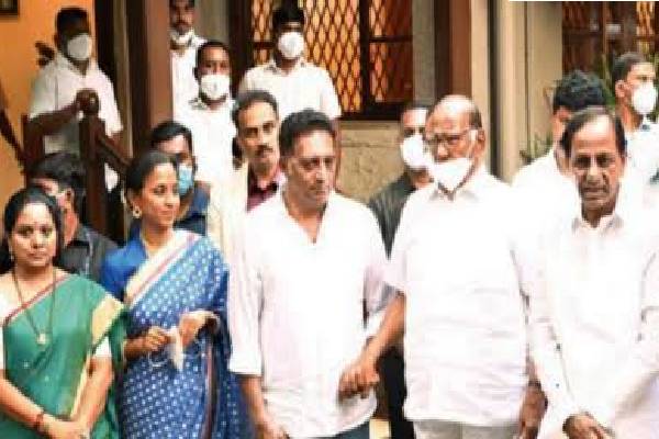 Why KCR took actor Prakash Raj, Kavitha in special flight to Mumbai?