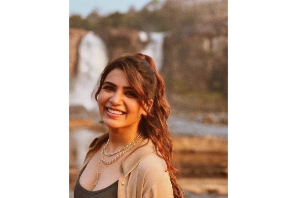 Samantha completes 12 years in Film Industry