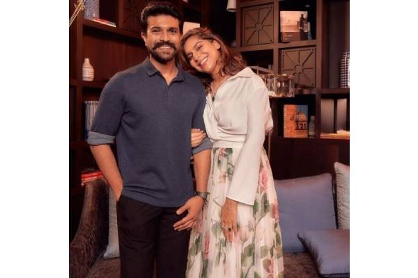 Viral: Ram Charan’s wife Upasana enjoys RRR benefit show