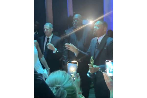 Will Smith shimmies the night away, shows no remorse for infamous slap
