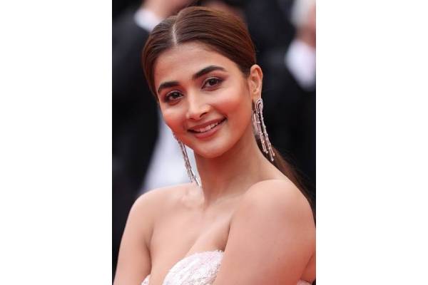 How Pooja lost her bags, make-up, outfits, but kept her cool at Cannes