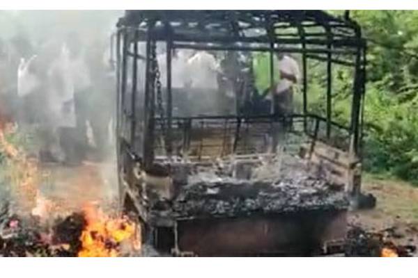 5 women burnt alive as high tension power lines fall on three wheeler in AP