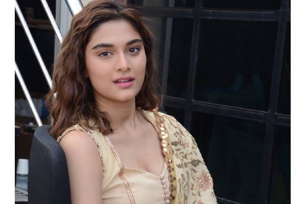 Saiee M Manjrekar to star opposite Ram Pothineni in untitled film