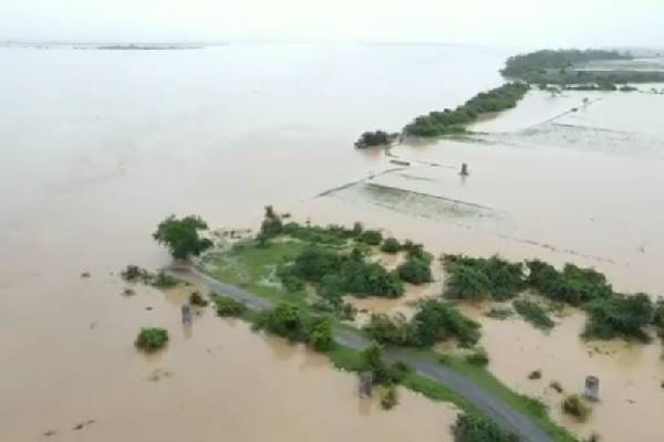 Central team in Hyderabad to assess damages by floods