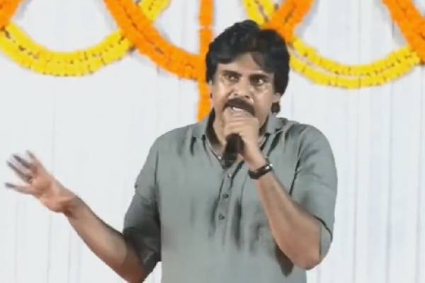 Pawan Kalyan meets tenant farmer’s family in EG district