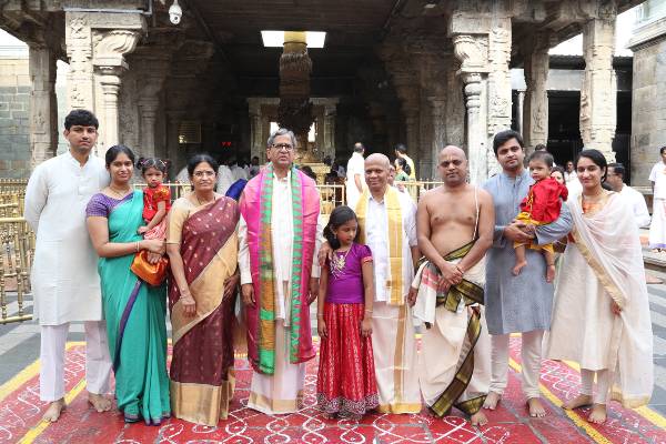 CJI OFFERS PRAYERS AT SRIVARI TEMPLE