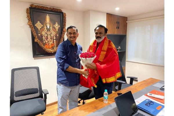Kesineni’s brother enters Vijayawada politics