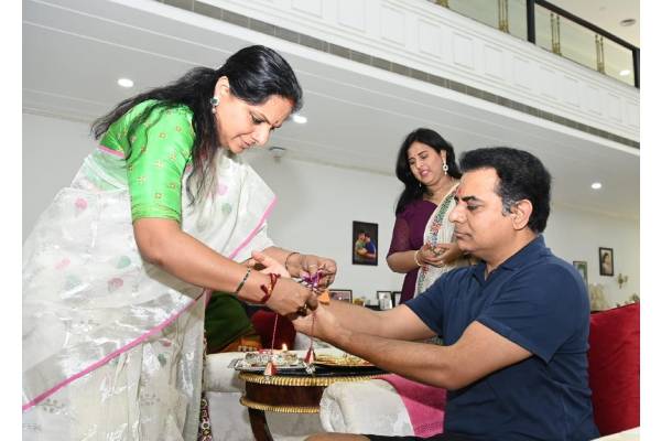 TRS MLC Kavitha ties rakhi to brother KTR