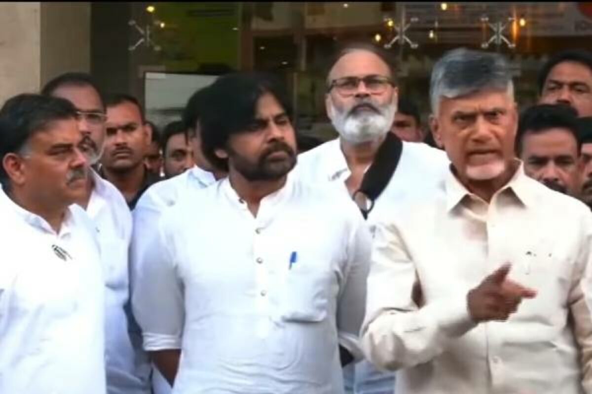 పవన్ అడిగేది ఎన్ని సీట్లు.. బాబు ఇస్తానన్నది ఎన్ని. పవన్ అడిగేది ఎన్ని సీట్లు.. బాబు ఇస్తానన్నది ఎన్ని.