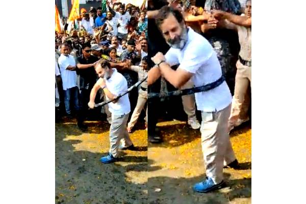 Rahul Gandhi turns Potharaju during Bharat Jodo Yatra in Telangana