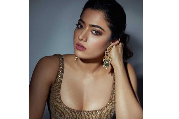 Rashmika bags one more Bollywood biggie?