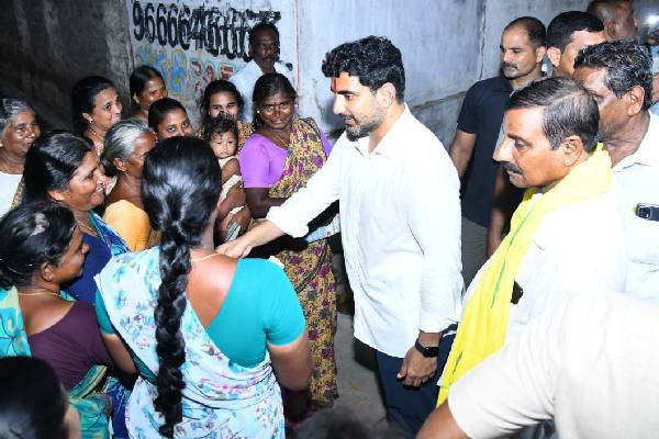 This psycho govt should go and cycle govt should come back, says Lokesh
