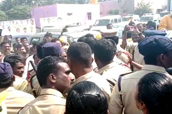 Police deny permission for Chandrababu Naidu’s roadshow in Andhra’s Kuppam