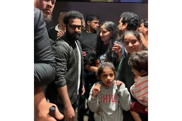 Fans mob Rajamouli, NTR Jr at ‘RRR’ screening in LA’s Chinese Theatre