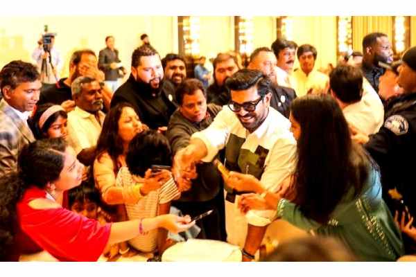 In Los Angeles for the Oscars, Ram Charan meets fans, makes their day